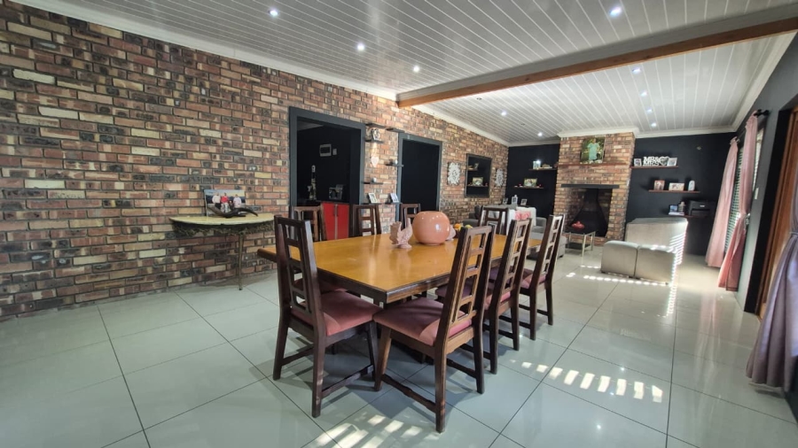 5 Bedroom Property for Sale in Rawsonville Western Cape
